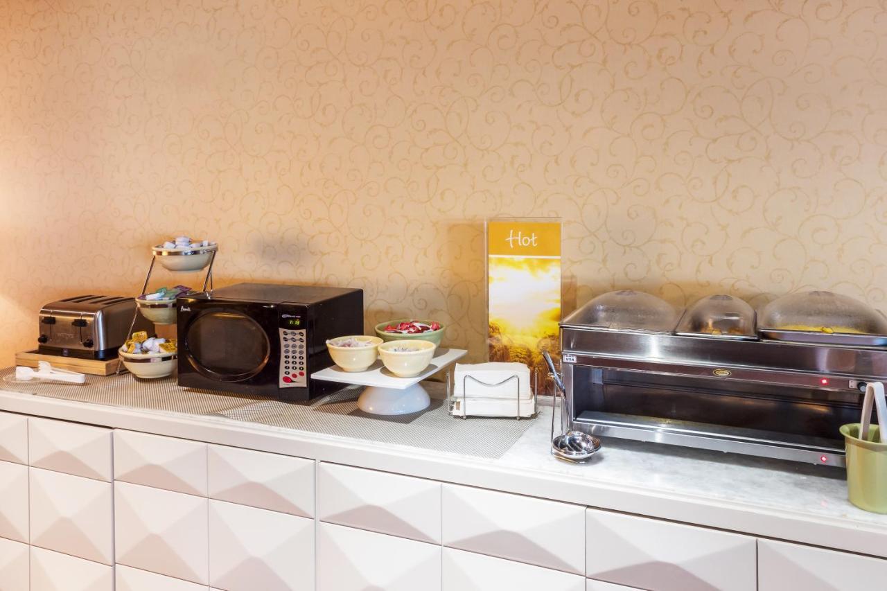 Quality Inn & Suites Conference Center Winter Haven Esterno foto